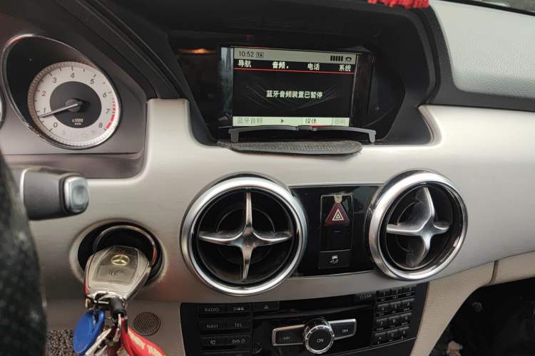 Used Mercedes-Benz GLK-Class 2015 GLK 260 4MATIC Dynamic Edition Ultimate Version
