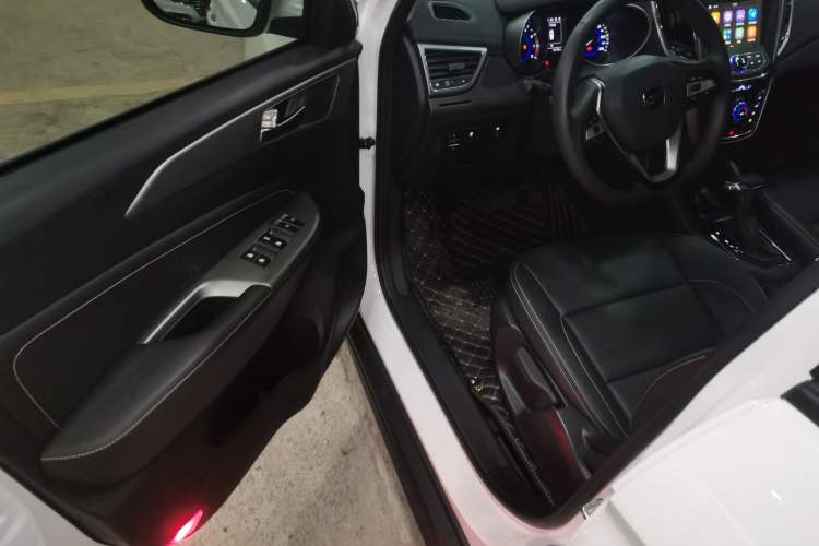 Used Oshan COS5 2021 1.6L CVT Luxury Model