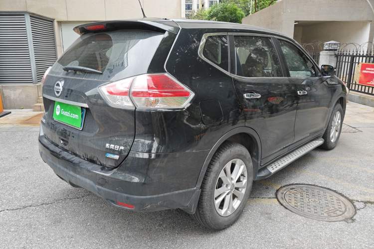 Used Nissan X-Trail 2014 2.0L CVT Comfort Edition 2WD Rear Right 45 Deg