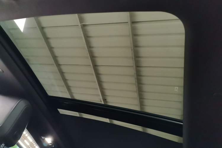 Used Cadillac XT5 2021 2.0T Two-Wheel Drive Luxury Version