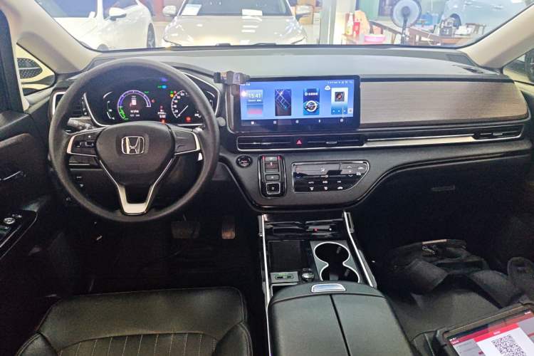 Used Honda Odyssey 2024 2.0L eHEV Sharp & Enjoy Edition