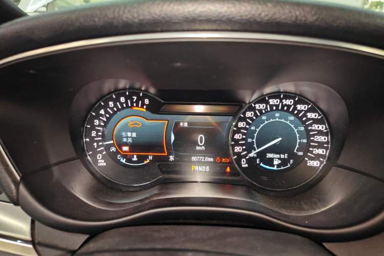 Used Lincoln MKC 2017 2.0T Two-Wheel Drive Zunyue Edition Instrument Cluster