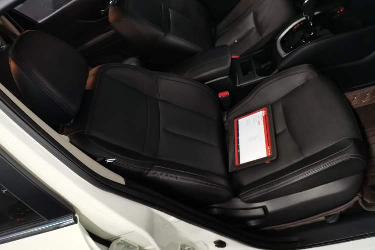 Used Nissan X-Trail 2022 2.0L Two-Wheel Drive Smart Connect & Comfort Edition Right Front Seat