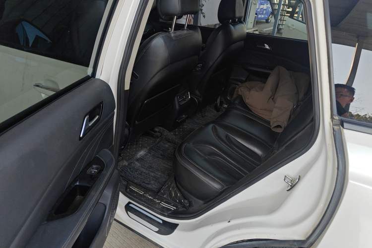 Used Zotye T600 2019 1.5T Automatic Prestige Model Interior 4