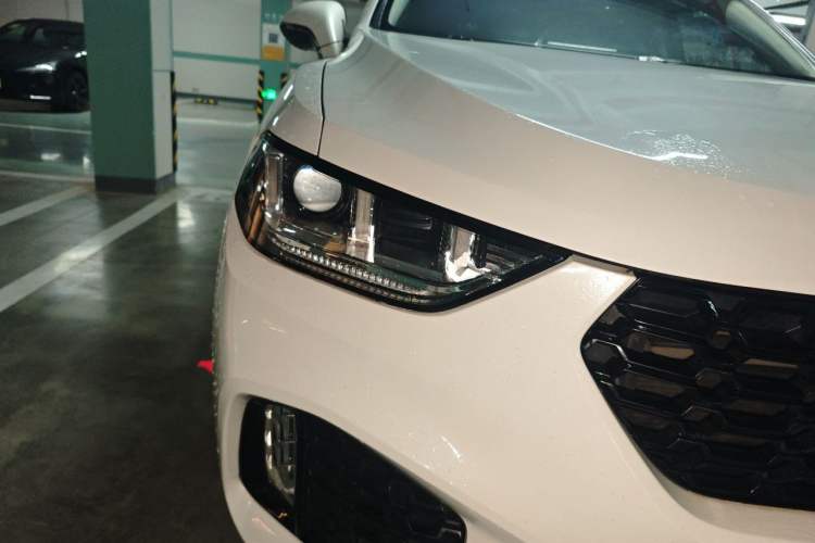 Used Wey VV5 2019 Upgraded Model 2.0T Two-Wheel Drive Ultra-Luxury Version China VI Standard
