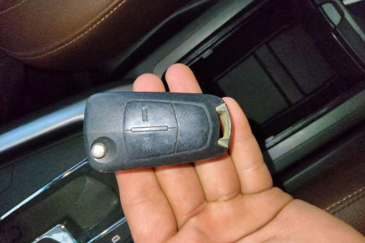 Used Opel Antara 2013 2.4L 4x4 Luxury Edition