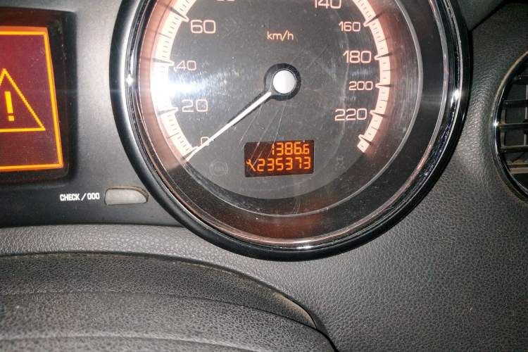 Used Peugeot 408 2013 2.0L Automatic Comfort Edition
