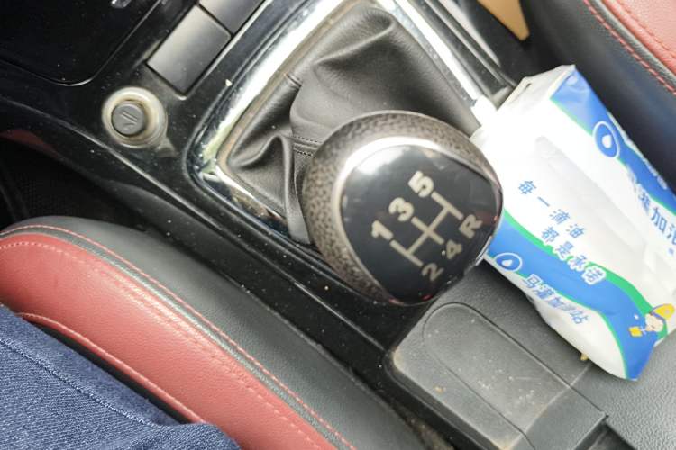 Used HYOSOW S3 2014 1.5L Luxury Version China IV Emission Standard