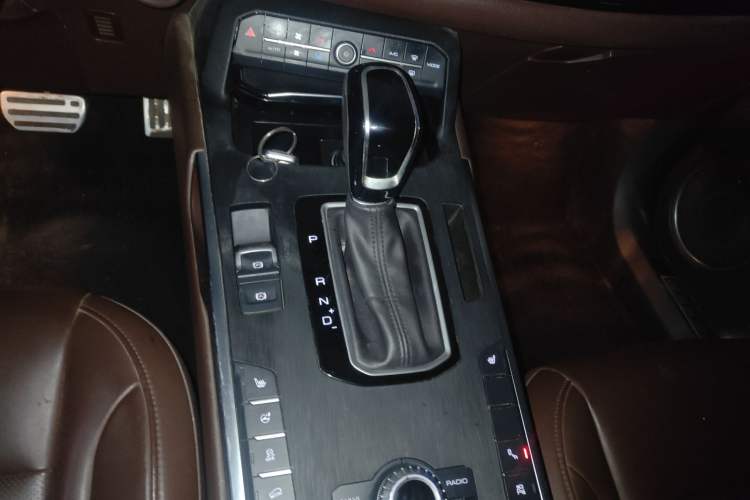 Used Wey VV5 2017 2.0T Ultra-Luxury Version