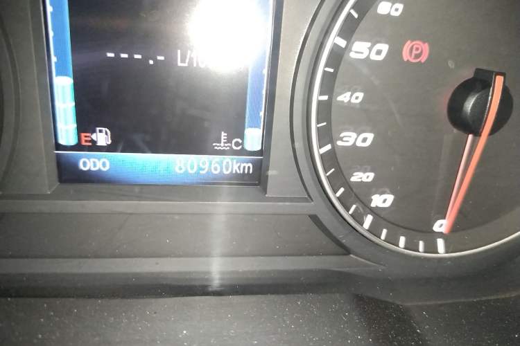 Used Zotye T700 2017 1.8T Dual-Clutch Luxury Model
