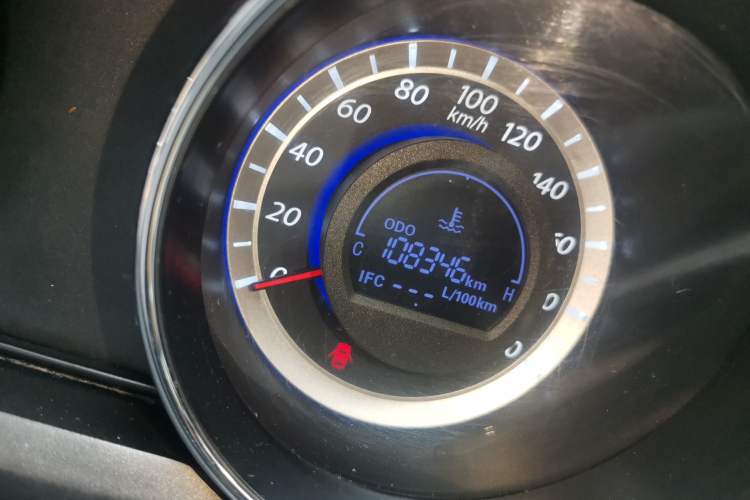 Used Great Wall C30 2013 1.5L Manual Elite Model Odometer Close Up