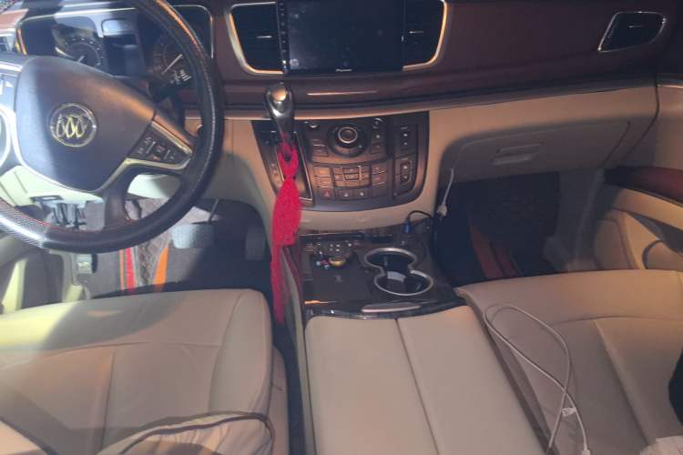 Used Buick GL8 2017 25S Luxury Version China V Standard
