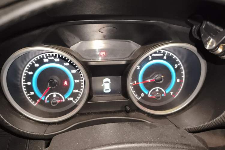 Used Land X5 2016 Plus 1.5T Manual Adventure Edition