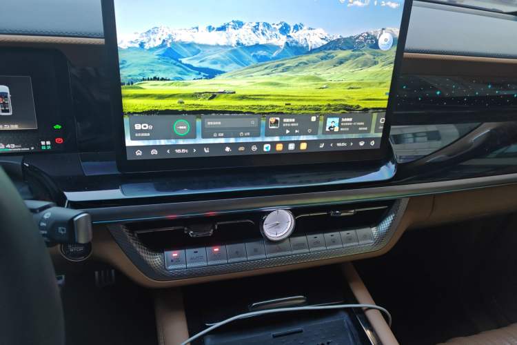 Used Tank 500 New Energy 2023 Hi4-T