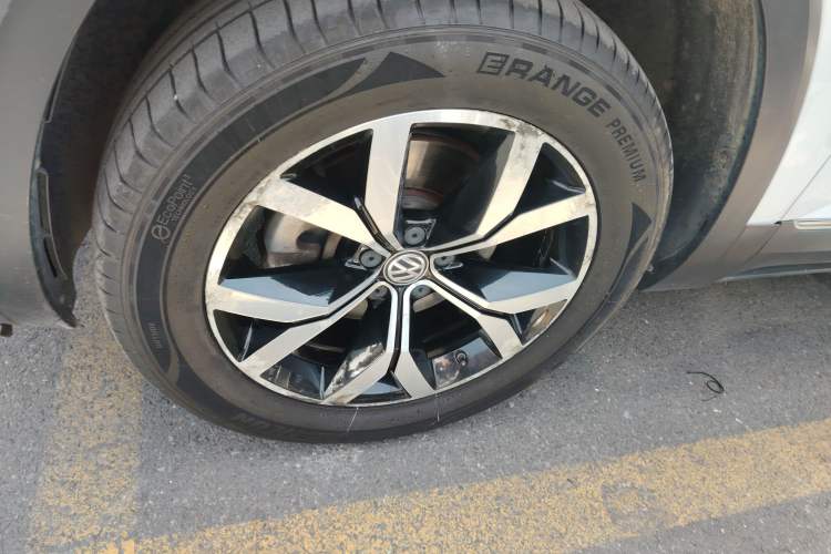 Used Volkswagen Teramont 2017 530 V6 Four-Wheel Drive Luxury Edition Exterior 4