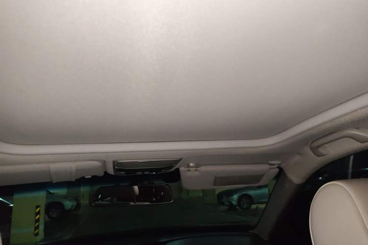 Used Honda Crosstour 2014 2.4L Luxury Edition
