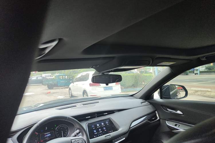 Used Cadillac XT4 2022 28T Two-Wheel Drive Fashion Edition