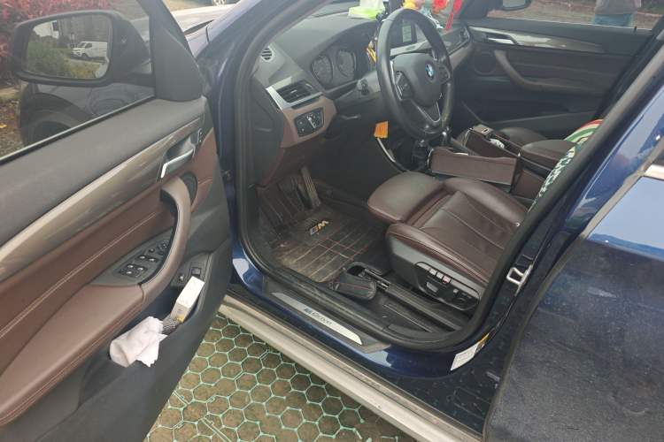 Used BMW X1 New Energy 2019 xDrive25Le Mileage Upgrade Version Driver Seat