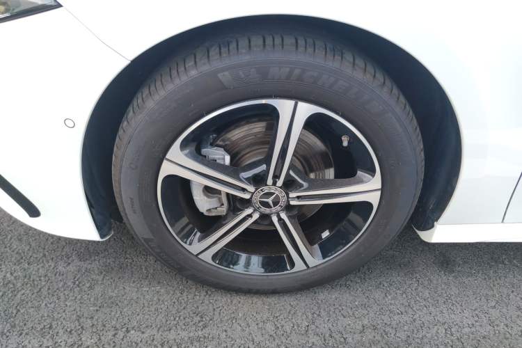 Used Mercedes-Benz A-Class 2025 A 200 L Fashion Model
