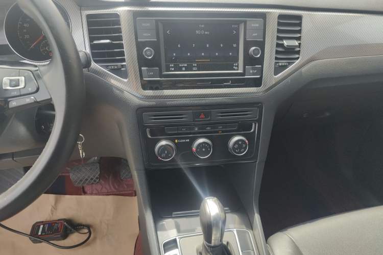 Used Volkswagen Golf Sportsvan 2019 280TSI Automatic Trendy Edition China V Standard
