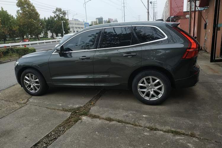 Used Volvo XC60 2019 T5 4x4 Smart Edition China VI Standard
