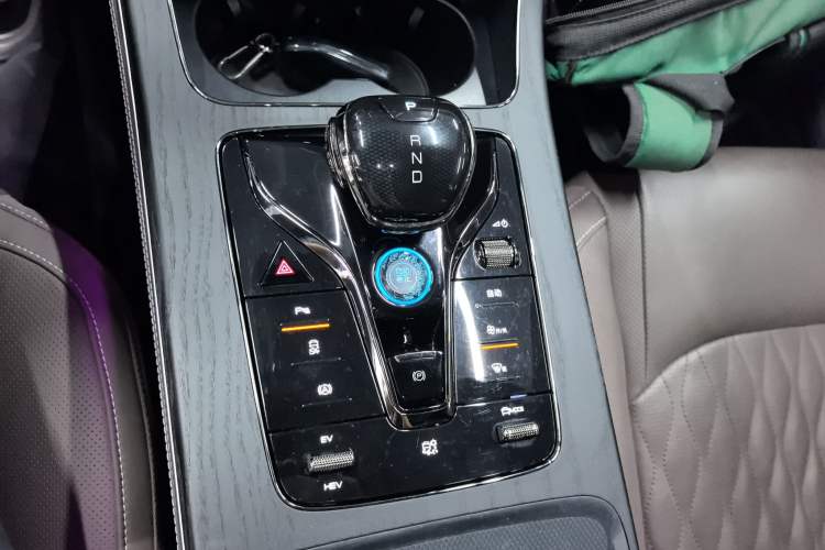 Used BYD Han 2023 DM-i Champion Edition 121KM Prestige Model