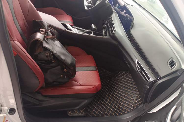 Used Changan Eado 2021 PLUS Blue Whale NE 1.4T GDI DCT Prestige Model
