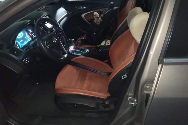 Used Buick Regal 2015 1.6T Elite Tech Model Left Front Seat