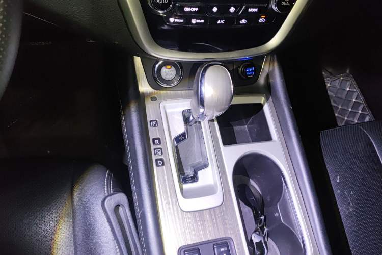 Used Nissan Murano 2019 2.5L XL Two-Wheel Drive SmartConnect Luxury Edition China V Standard Gear Lever