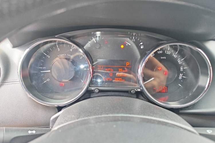 Used Peugeot 3008 2016 2.0L Automatic Classic Edition Instrument Cluster