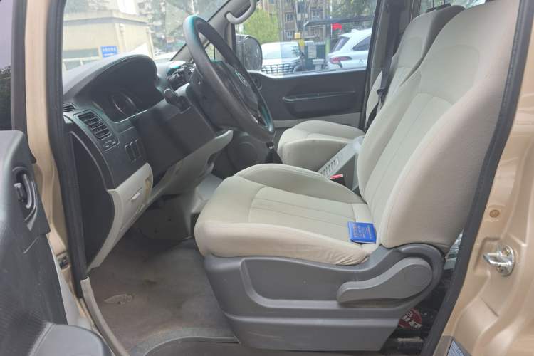 Used FORTHING Lingzhi 2017 M3L 1.6L 7-Seater Comfort Model
