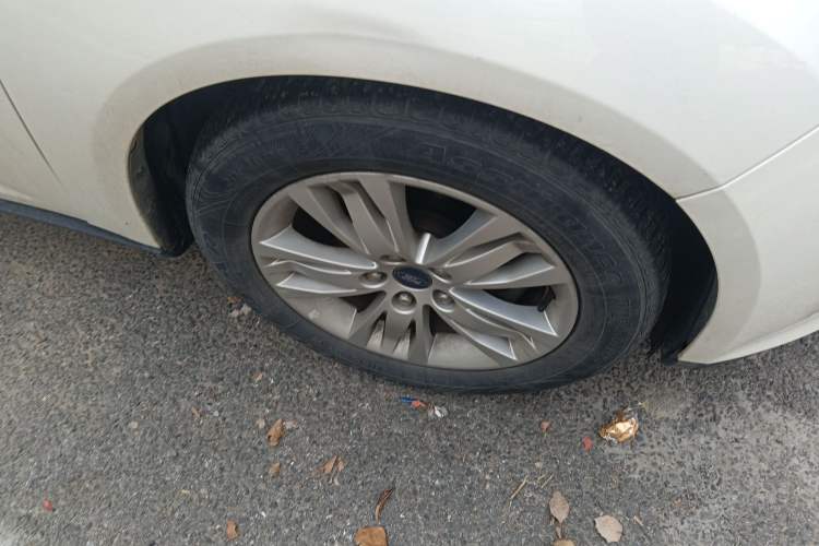 Used Ford Focus 2012 Sedan 1.6L Automatic Comfort Model