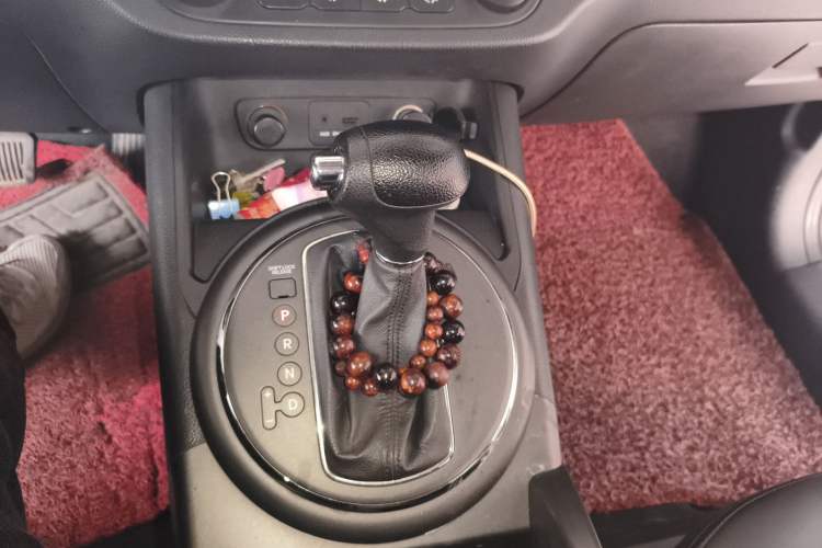 Used Kia Sportage R 2012 2.0L Automatic Two-Wheel Drive GL Trim