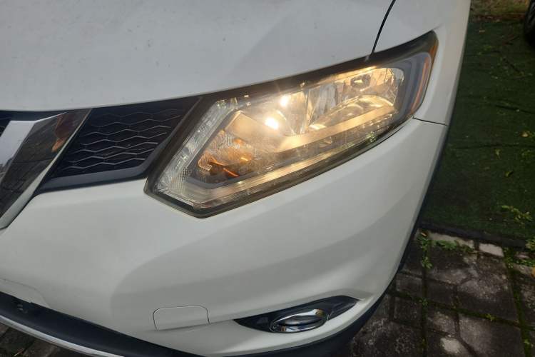 Used Nissan X-Trail 2015 2.0L CVT Comfort MAX Edition 2WD