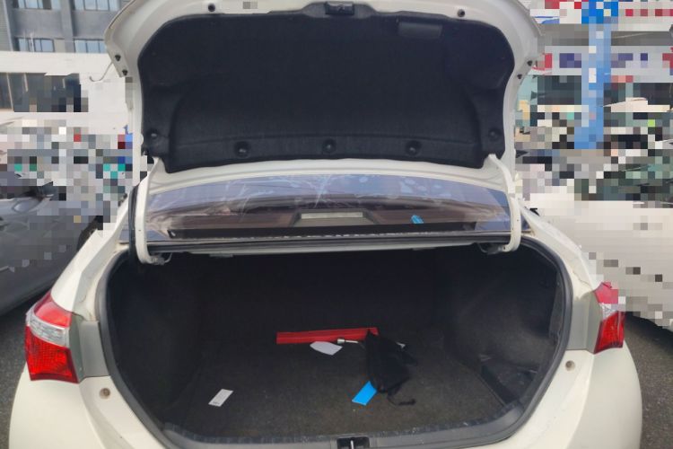 Used Toyota Corolla 2014 1.6L CVT GL Trunk