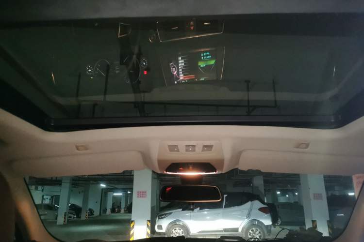 Used BMW 5 Series GT 2017 528i Leading Model