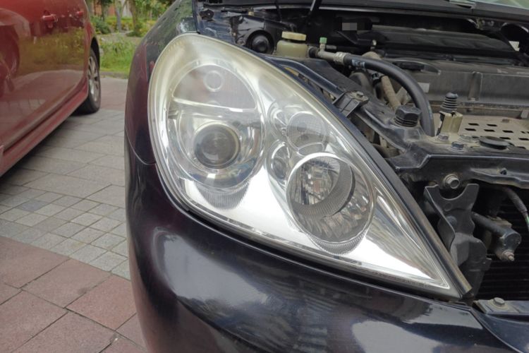 Used Mitsubishi Galant 2012 2.0L Elite Edition Right Front Headlight