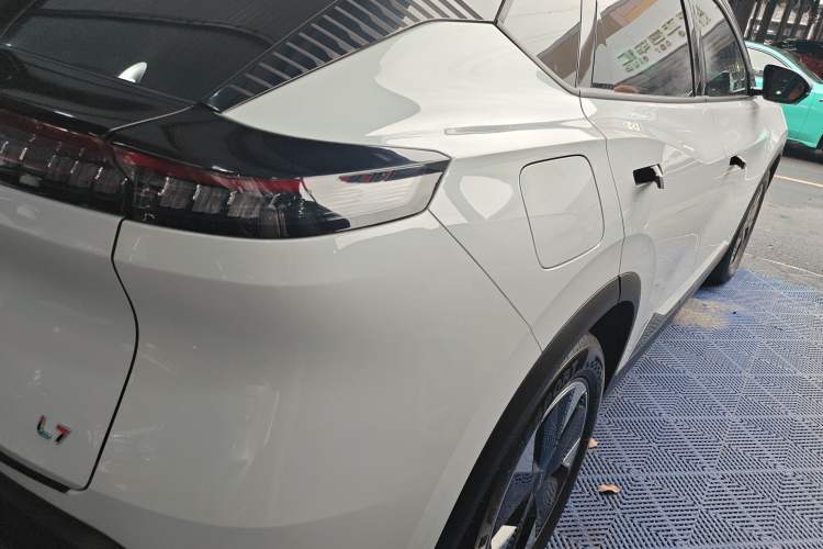 Used Dongfeng Aeolus L7 New Energy 2024 205 Plus
