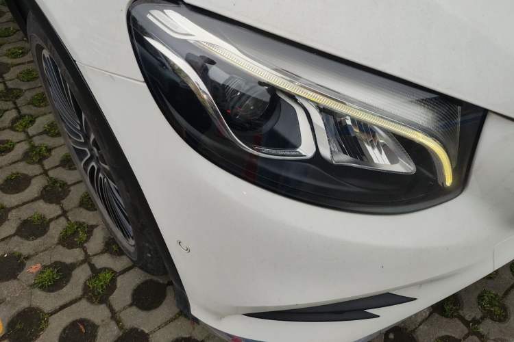 Used Mercedes-Benz GLC 2017 GLC 260 4MATIC Dynamic Edition Right Front Headlight