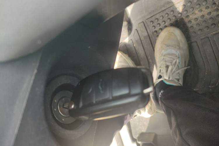 Used Chery QQ Ice Cream 2022 170km Sundae Phosphate Lithium-Ion Vehicle Key