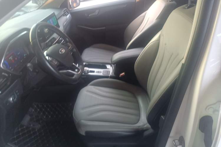 Used Ford Escape 2020 EcoBoost 245 Four-Wheel Drive Luxury Edition