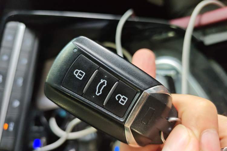 Used Dongfeng Aeolus AX7 2022 Mach Edition 1.5T DCT DF51 Vehicle Key