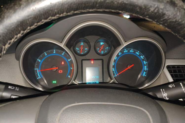 Used Chevrolet Cruze 2013 1.6L SE MT
