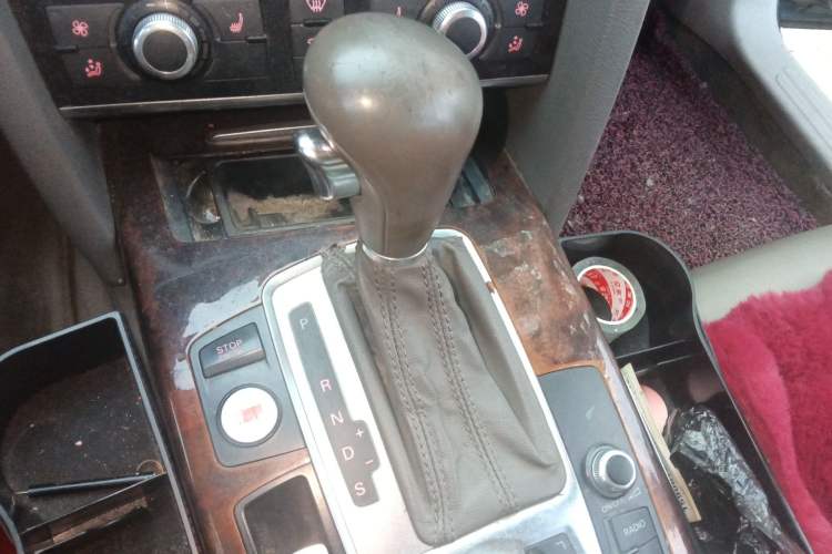 Used Audi A6L 2011 2.4L Technology Edition Gear Lever