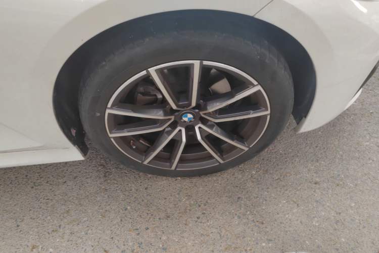 Used BMW 3 Series 2022 Updated 325Li M Sport Package Right Front Wheel Hub