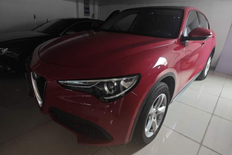 Used Alfa Romeo Stelvio 2017 2.0T 200HP Elite Edition