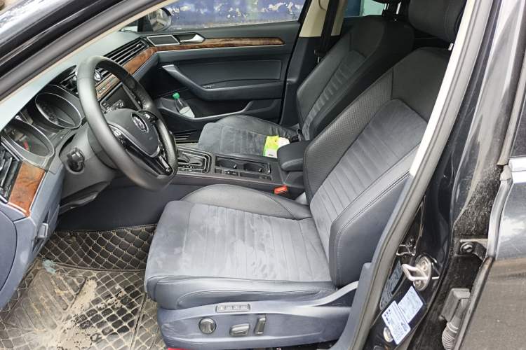 Used Volkswagen Magotan 2017 330TSI DSG Luxury Model