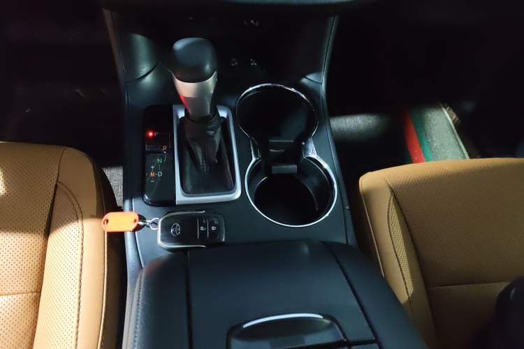 Used Toyota Highlander 2018 2.0T Four-Wheel Drive Knight Edition 7 Seats China VI Standard