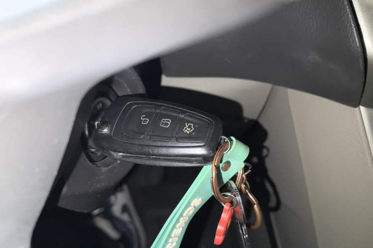 Used Ford Focus 2012 Hatchback 1.6L Automatic Fashion Edition
