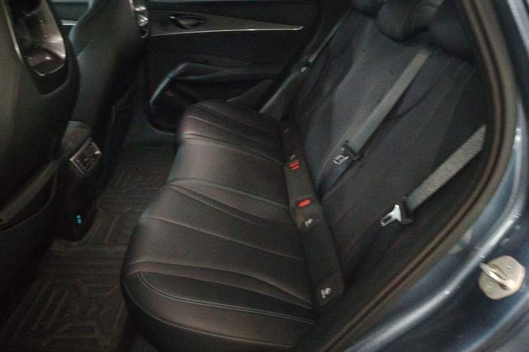 Used BYD Seal 06 New Energy 2024 DM-i 120KM Prestige Model Left Rear Seat